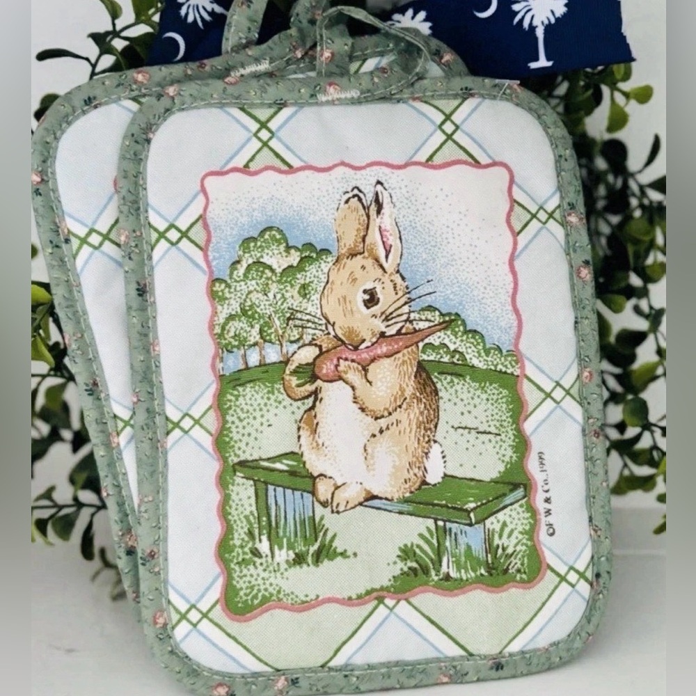 Vintage Beatrix Potter Peter Rabbit Potholder Set 1994 Cottagecore Kitchen